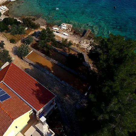 Dalmatia Sokolic * فيلا لوكا