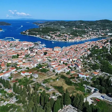 Dalmatia Sokolic * فيلا لوكا